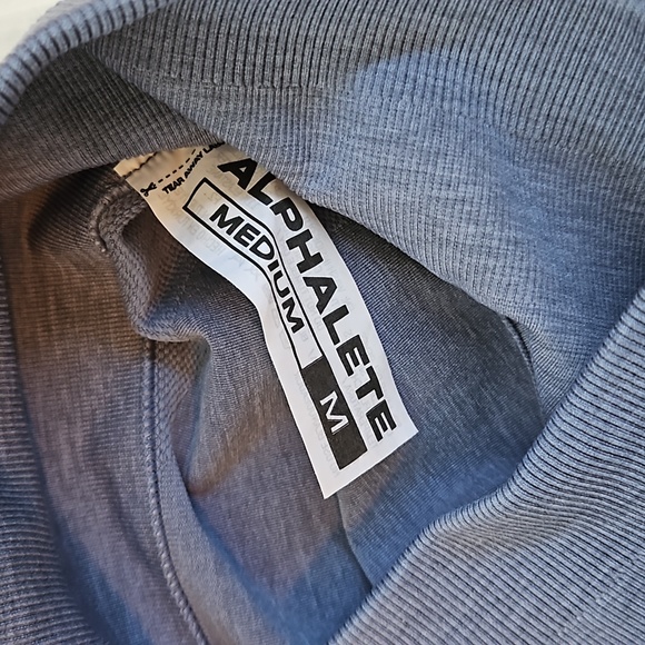 Alphalete Amplify Shorts - French Blue - Picture 3 of 4